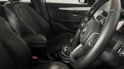 2018 (18) BMW 2 SERIES 220d M Sport 5dr [Nav] 3119337