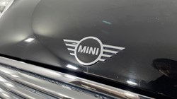 2019 (19) MINI HATCHBACK 1.5 Cooper Exclusive II 5dr Auto 3165589