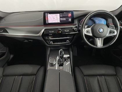 2021 (21) BMW 5 SERIES 530d xDrive MHT M Sport 4dr Auto