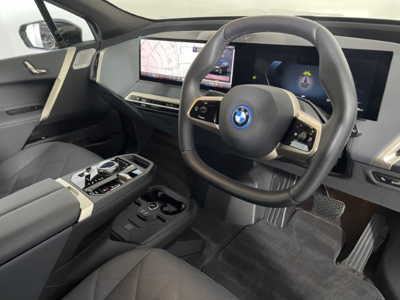 2024 (73) BMW iX 240kW xDrive40 M Sport 76.6kWh 5dr Auto Tech PLUS/Sky 3219104