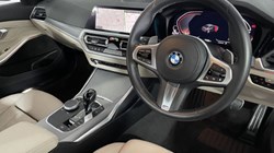 2021 (71) BMW 3 SERIES 320d xDrive MHT M Sport 4dr Step Auto 3382148