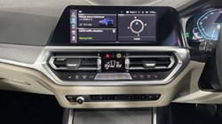 2021 (71) BMW 3 SERIES 320d xDrive MHT M Sport 4dr Step Auto 3382134