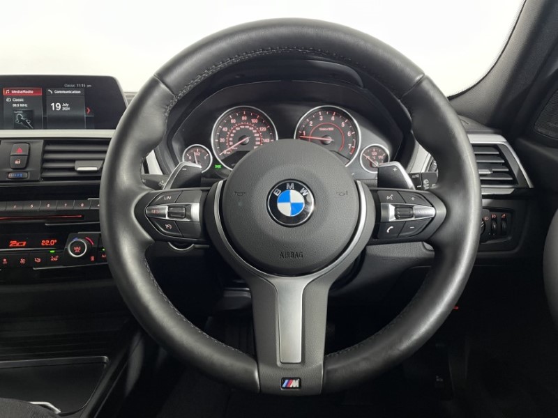 2019 (19) BMW 3 SERIES 320i M Sport Shadow Edition 5dr Step Auto 3350750