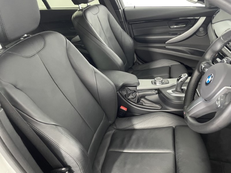 2019 (19) BMW 3 SERIES 320i M Sport Shadow Edition 5dr Step Auto 3350761