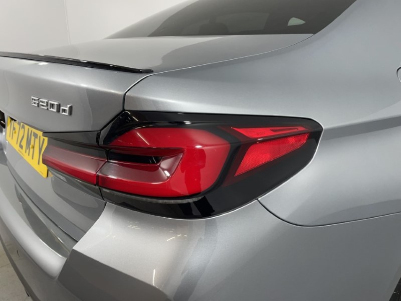 2022 (72) BMW 5 SERIES 520d MHT M Sport 4dr Step Auto 3351273