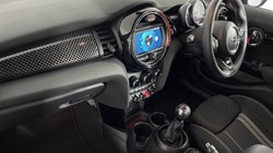 2020 (70) MINI HATCHBACK 2.0 Cooper S Sport II 5dr 3365421