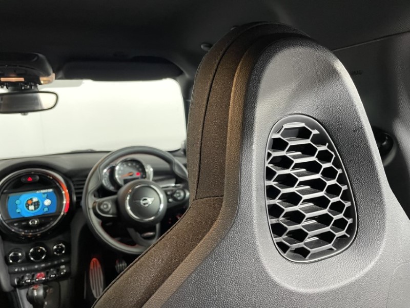 2020 (70) MINI HATCHBACK 2.0 Cooper S Sport II 5dr 3365418