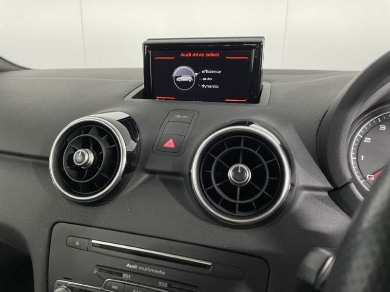 2016 (16) AUDI A1 1.4 TFSI 150 S Line 3dr S Tronic 3393595