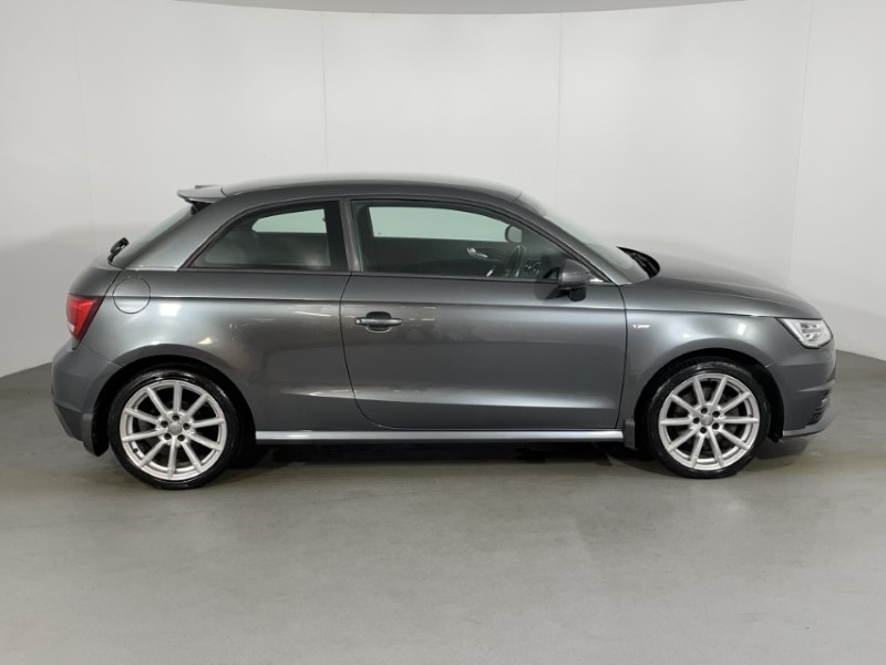 2016 (16) AUDI A1 1.4 TFSI 150 S Line 3dr S Tronic 3393656