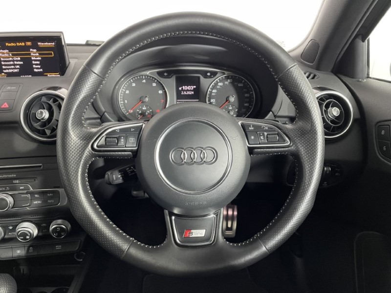 2016 (16) AUDI A1 1.4 TFSI 150 S Line 3dr S Tronic 3460812