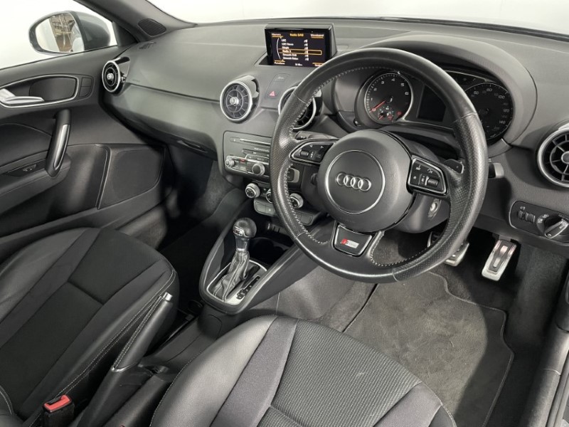 2016 (16) AUDI A1 1.4 TFSI 150 S Line 3dr S Tronic 3393601