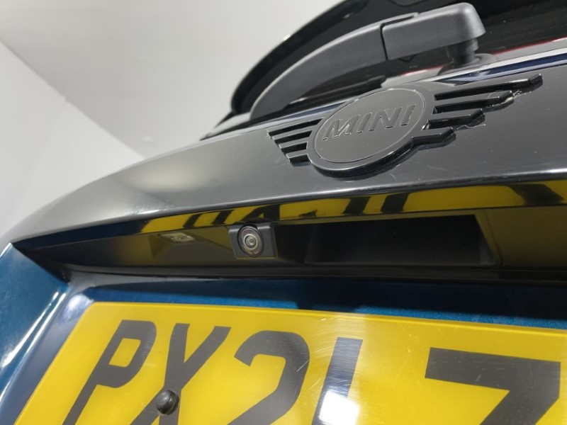 2021 (21) MINI COUNTRYMAN 1.5 Cooper Boardwalk Edition 5dr Auto 3400903