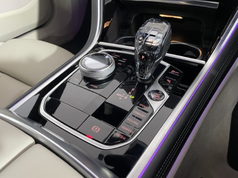 2021 (21) BMW 8 SERIES 840d xDrive MHT M Sport 4dr Auto 3411321