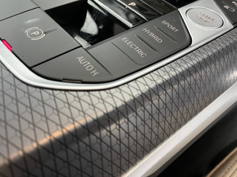 2024 (73) BMW 3 SERIES 330e xDrive M Sport 4dr Step Auto [Tech/Pro Pack] 3405440