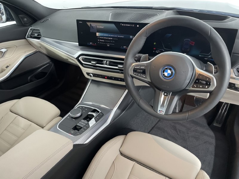 2024 (73) BMW 3 SERIES 330e xDrive M Sport 4dr Step Auto [Tech/Pro Pack] 3405435