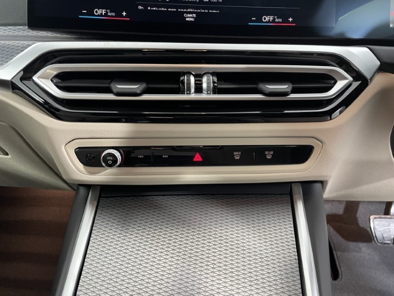 2024 (73) BMW 3 SERIES 330e xDrive M Sport 4dr Step Auto [Tech/Pro Pack] 3405442