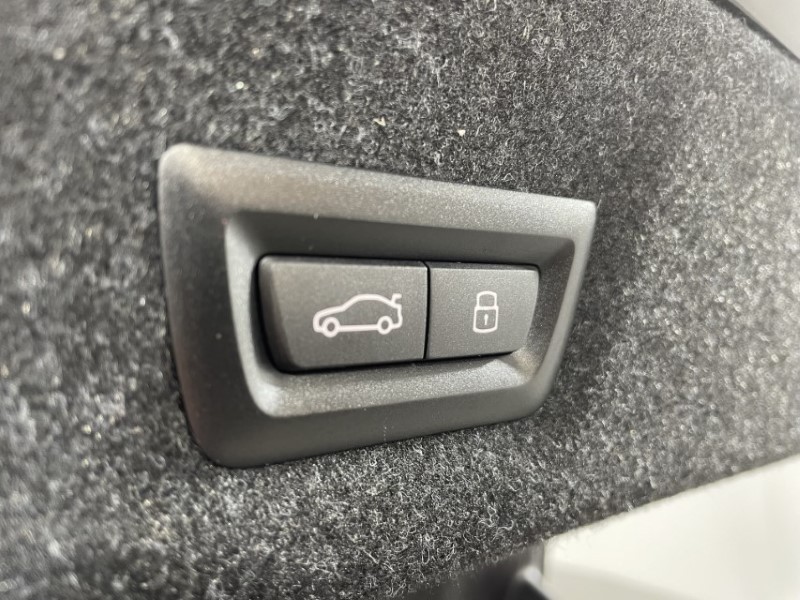 2024 (73) BMW 3 SERIES 330e xDrive M Sport 4dr Step Auto [Tech/Pro Pack] 3405470