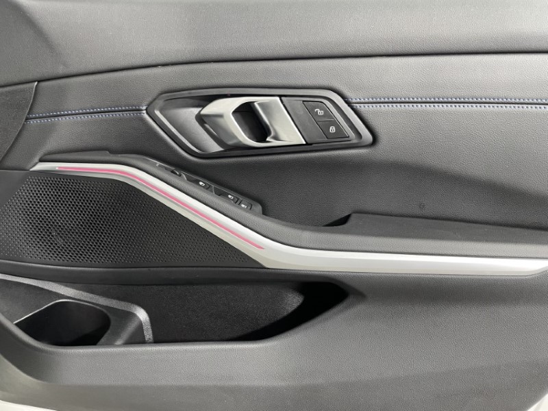 2024 (24) BMW 3 SERIES 320i M Sport 4dr Step Auto 3455286