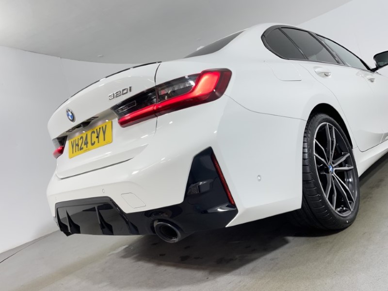 2024 (24) BMW 3 SERIES 320i M Sport 4dr Step Auto 3455305