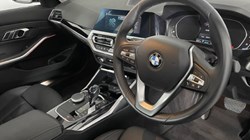 2020 (70) BMW 3 SERIES 318i Sport 4dr Step Auto 3457142