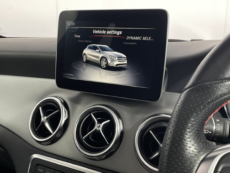 2020 (20) MERCEDES-BENZ GLA 200 AMG Line Edition Plus 5dr 3449432