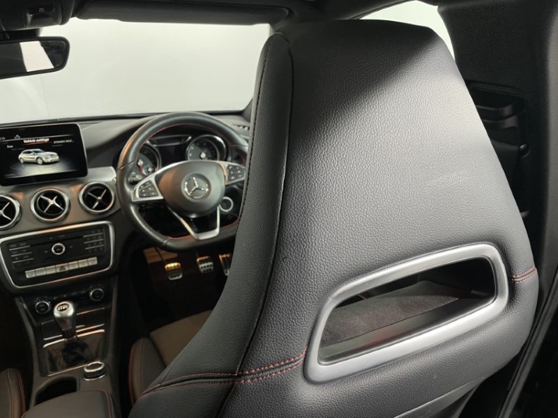 2020 (20) MERCEDES-BENZ GLA 200 AMG Line Edition Plus 5dr 3449448