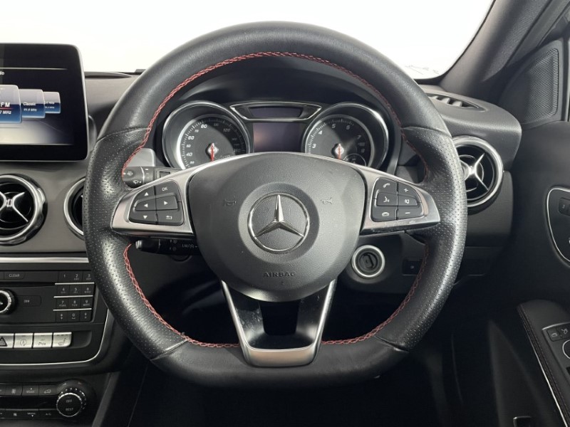 2020 (20) MERCEDES-BENZ GLA 200 AMG Line Edition Plus 5dr 3449415