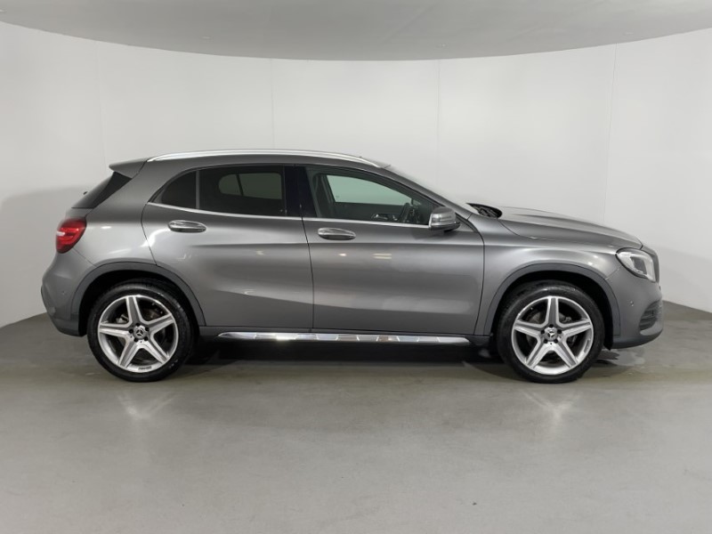 2020 (20) MERCEDES-BENZ GLA 200 AMG Line Edition Plus 5dr 3449485
