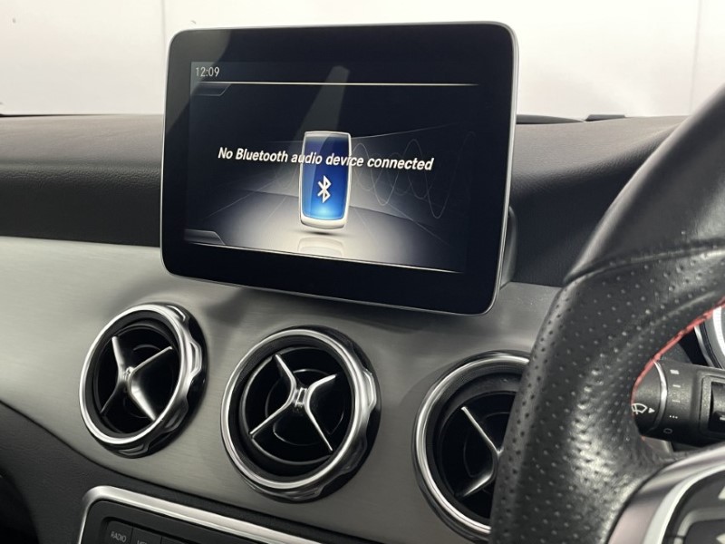 2020 (20) MERCEDES-BENZ GLA 200 AMG Line Edition Plus 5dr 3449430