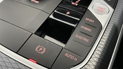 2024 (73) BMW 3 SERIES 330e M Sport 4dr Step Auto 3471894