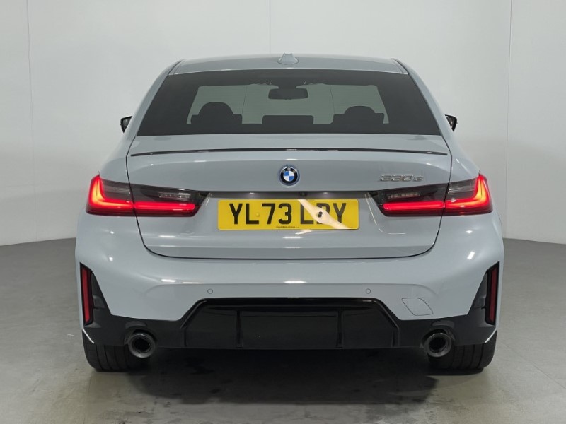 2024 (73) BMW 3 SERIES 330e M Sport 4dr Step Auto 3471924