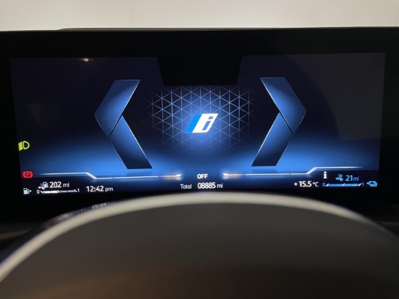 2024 (73) BMW 3 SERIES 330e M Sport 4dr Step Auto 3471885