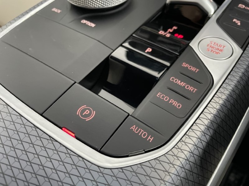 2023 (73) BMW 3 SERIES 320d MHT M Sport 4dr Step Auto 3477933