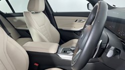 2023 (73) BMW 3 SERIES 320d MHT M Sport 4dr Step Auto 3477949