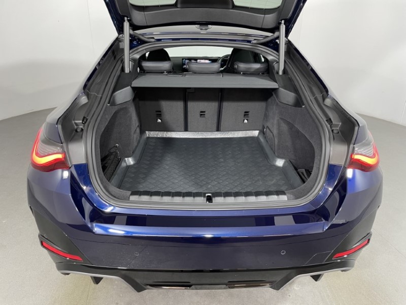 2023 (23) BMW I4 400kW M50 83.9kWh 5dr Auto 3512920