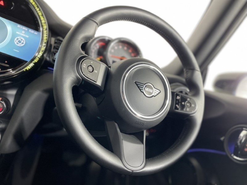 2022 (22) MINI CONVERTIBLE 1.5 Cooper Classic 2dr Auto 3496483