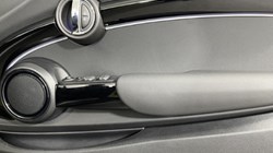 2022 (22) MINI CONVERTIBLE 1.5 Cooper Classic 2dr Auto 3496486