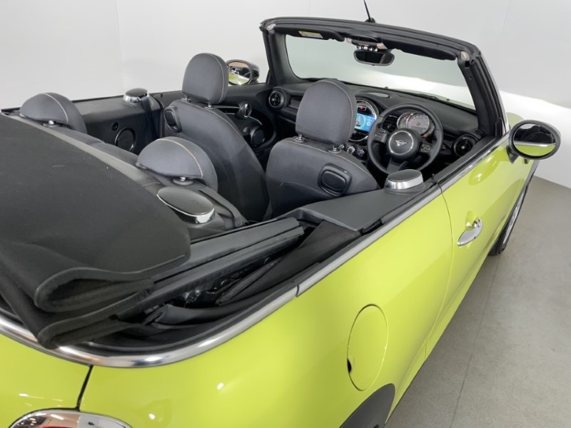 2022 (22) MINI CONVERTIBLE 1.5 Cooper Classic 2dr Auto 3496496