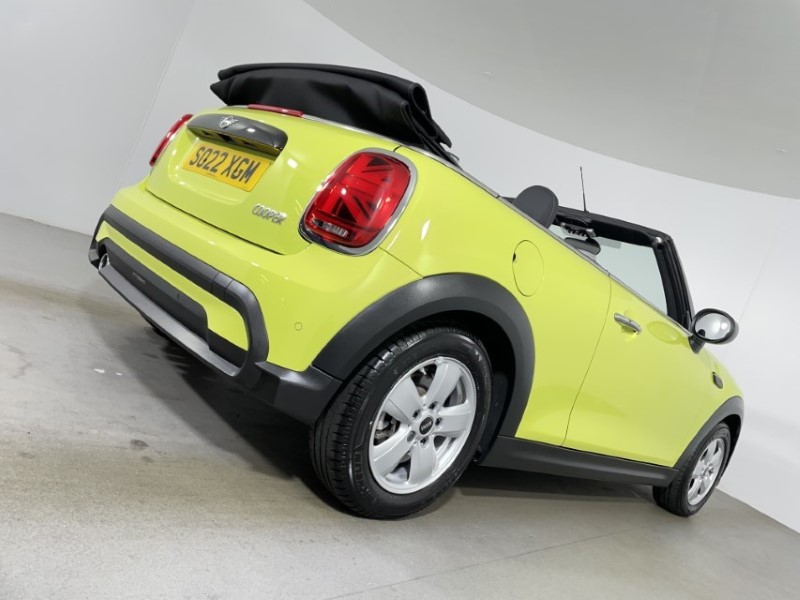 2022 (22) MINI CONVERTIBLE 1.5 Cooper Classic 2dr Auto 3496503