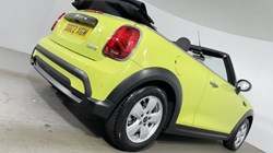 2022 (22) MINI CONVERTIBLE 1.5 Cooper Classic 2dr Auto 3496503
