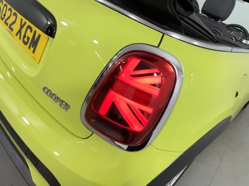 2022 (22) MINI CONVERTIBLE 1.5 Cooper Classic 2dr Auto 3496495