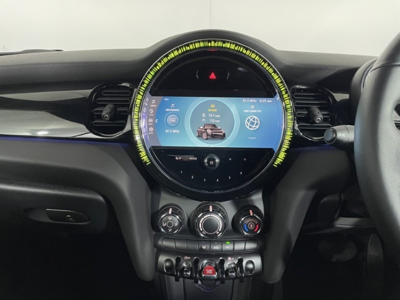 2022 (22) MINI CONVERTIBLE 1.5 Cooper Classic 2dr Auto 3496477