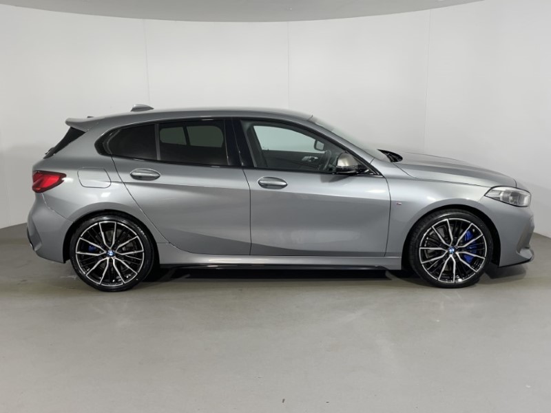 2022 (22) BMW 1 SERIES M135i xDrive 5dr Step Auto 3494911