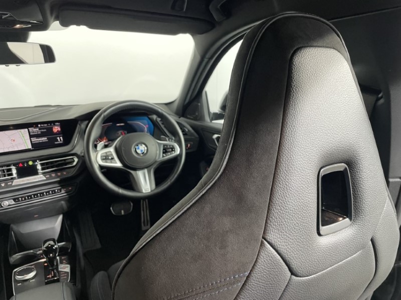2022 (22) BMW 1 SERIES M135i xDrive 5dr Step Auto 3494874