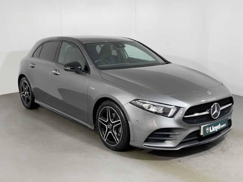 2021 (71) MERCEDES-BENZ A CLASS A180 AMG Line Premium Edition 5dr Auto