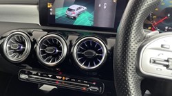 2021 (71) MERCEDES-BENZ A CLASS A180 AMG Line Premium Edition 5dr Auto 3514292