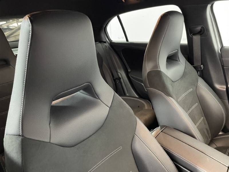 2021 (71) MERCEDES-BENZ A CLASS A180 AMG Line Premium Edition 5dr Auto 3514296