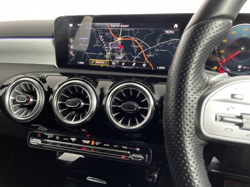 2021 (71) MERCEDES-BENZ A CLASS A180 AMG Line Premium Edition 5dr Auto 3514286