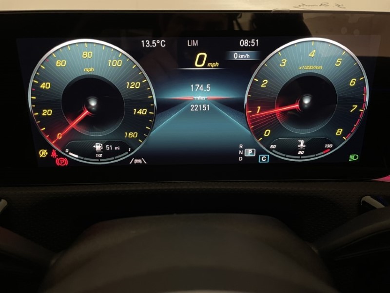 2021 (71) MERCEDES-BENZ A CLASS A180 AMG Line Premium Edition 5dr Auto 3514276