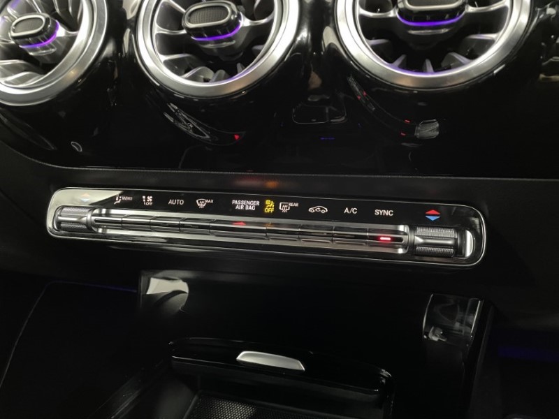 2021 (71) MERCEDES-BENZ A CLASS A180 AMG Line Premium Edition 5dr Auto 3514283